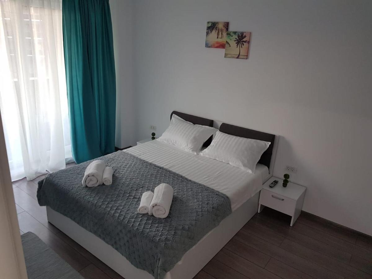 Apartament Frumos ナボダリ エクステリア 写真