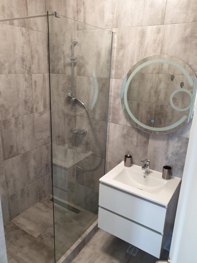 Apartament Frumos ナボダリ エクステリア 写真